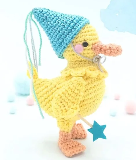Amigurumi Wizard Duck – Free Pattern: Create Your Magical Friend